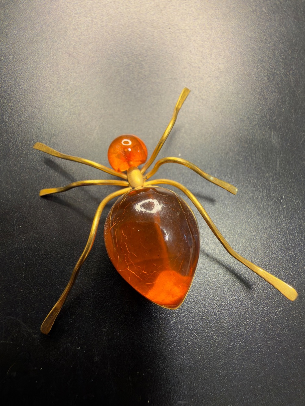 VINTAGE BALTIC AMBER SPIDER BROOCH Unique Critter Fun Collectible